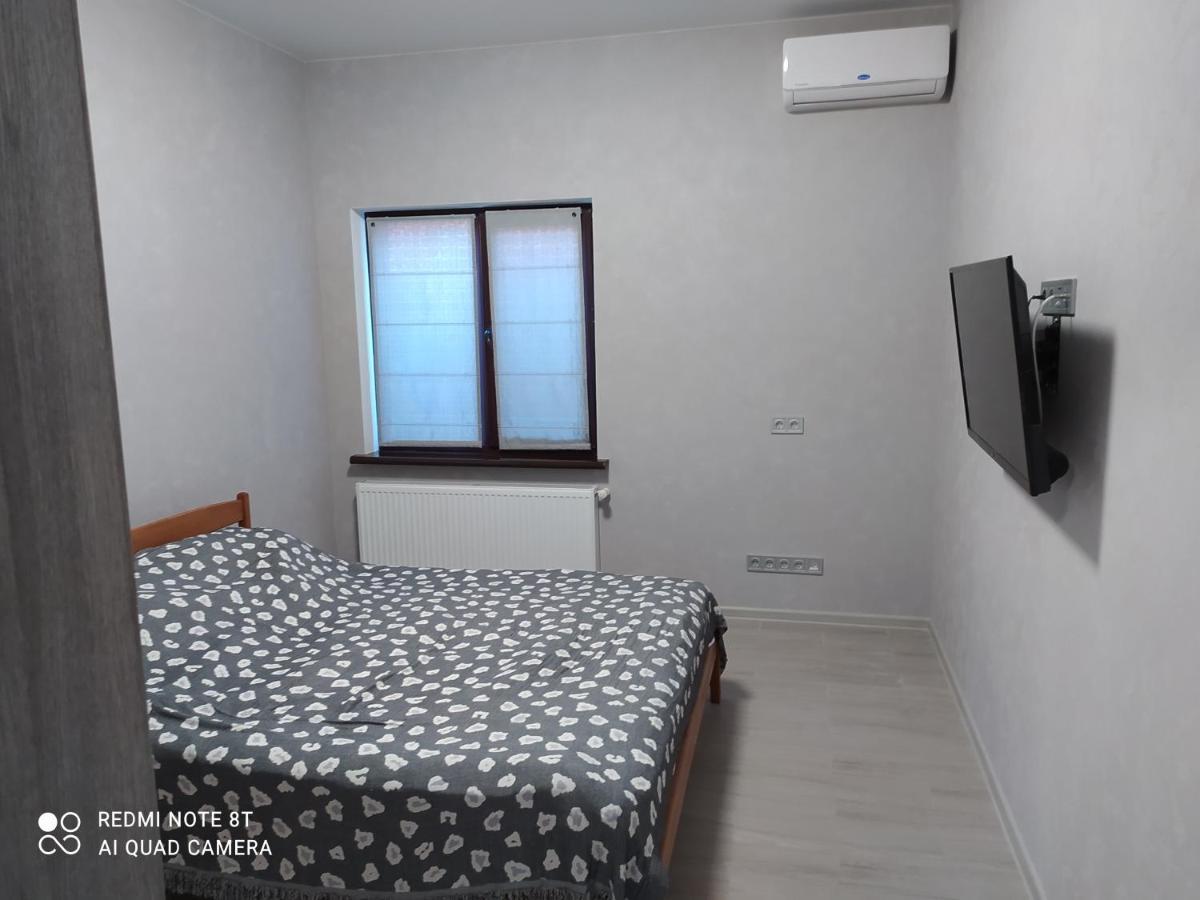 Reef Apartments Odessa Exterior foto